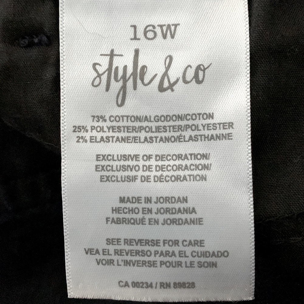 Style & Co High Rise, Jeans, Size 16W, Dark Wash Blue Denim - Picture 6 of 7